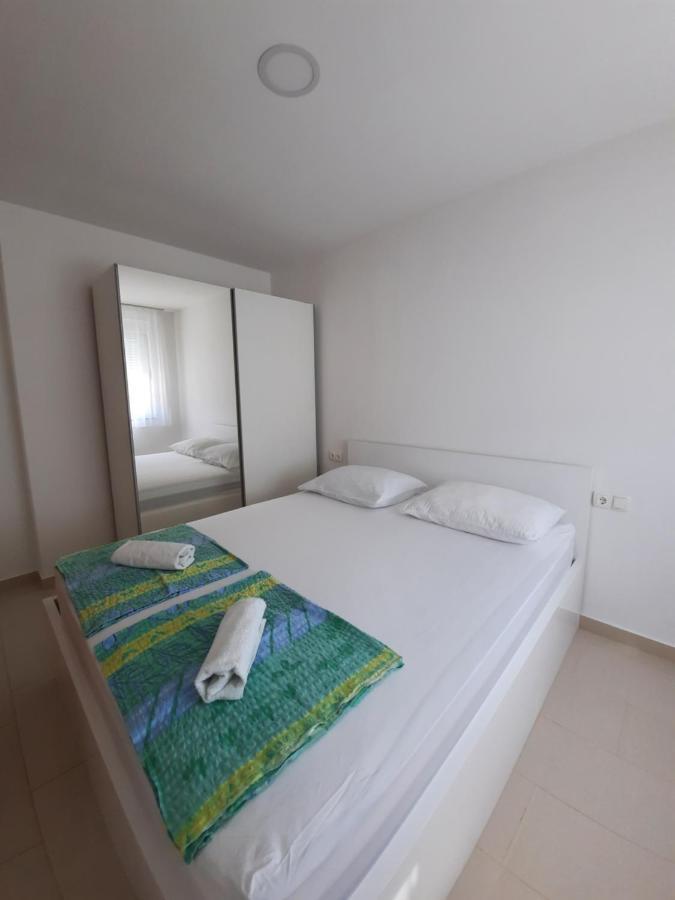 Apartmani Perla Neum Luaran gambar